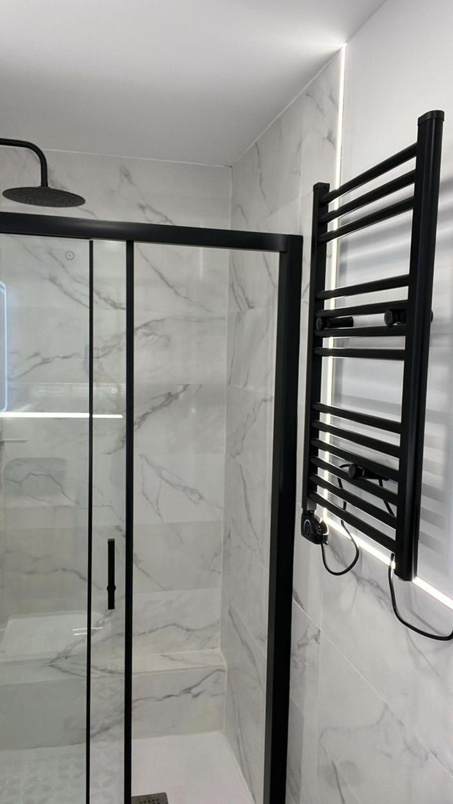 Apartamentos Marques Alicante Esterno foto